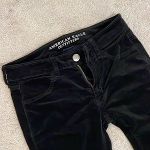 American Eagle size 2 black velvet pants